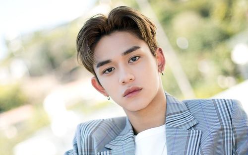 Rộ tin đồn Lucas (NCT) bí mật hẹn hò với fan trong vài năm