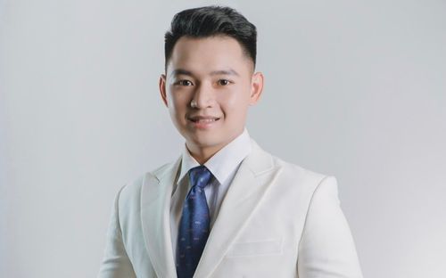 Trần Tú Anh: Thầy giáo trẻ 9X thành công với nghề dạy tiếng Nhật