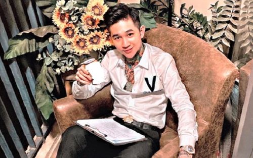 Hoàng Tử Gió là đàn em của 'giang hồ mạng' Khá Bảnh, từng có hành động thể hiện tình anh em thân thiết