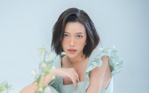 Diệu Nhi hóa tiểu thư váy áo bánh bèo, tưởng không hợp mà hợp không tưởng!