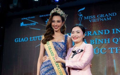Hiệu trưởng ĐH Hoa Sen lần đầu chia sẻ cảm xúc khi Thùy Tiên được xướng tên tại Miss Grand International
