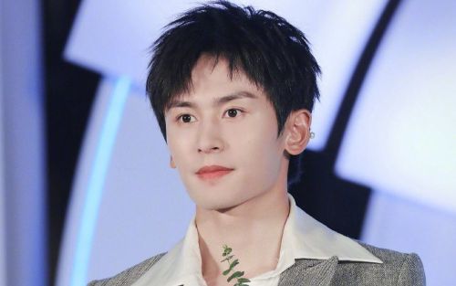 Trương Triết Hạn mắc bệnh trầm cảm, nghĩ đến việc tự sát vì không còn cơ hội trở lại đóng phim?