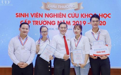 Có gì trong hành trang của một tân cử nhân chinh phục thành công nghề nghiệp?