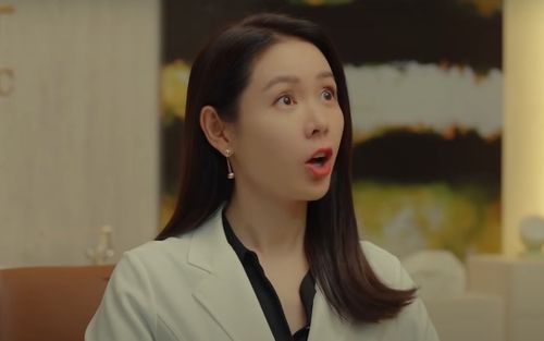 Son Ye Jin bị chê diễn xuất thảm hại, còn thua cả ông xã Hyun Bin trong phim Tuổi 39
