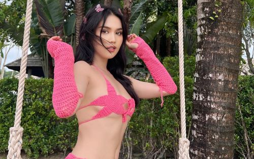 Ngọc Trinh khiến dân tình 'xịt máu mũi' với màn khoe body đẹp từng centimet