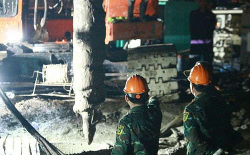 Bé Hạo Nam tử vong sau khi rơi trụ bê tông 35m: Địa phương nói gì về trách nhiệm của nhà thầu thi công?