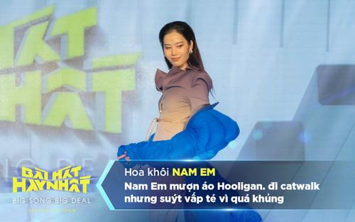 Nam Em mượn áo Hooligan. đi catwalk nhưng suýt vấp té