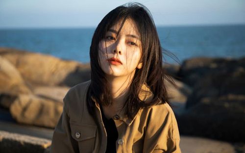 Đàm Tùng Vận và bạn trai xảy ra xích mích khó lòng hòa giải khiến fan lo lắng