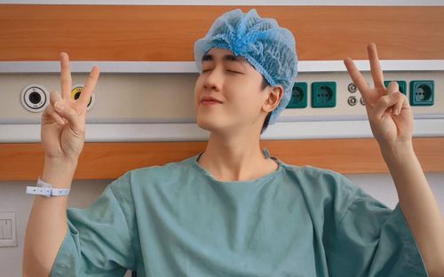 Một nam ca sĩ Vbiz bất ngờ đăng ảnh trên bàn mổ, nhiều sao Việt để lại lời chúc bình an