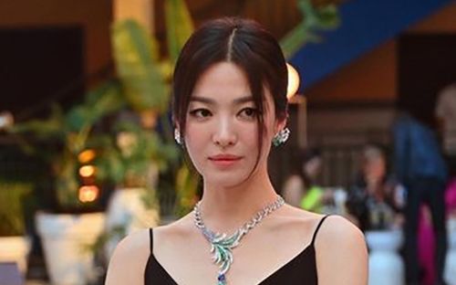 Song Hye Kyo được bênh vực khi chồng cũ tái hôn: 'Chắc cô ấy đã hối hận lắm vì cưới Song Joong Ki'