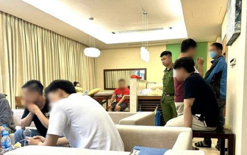 Ập vào biệt thự ven biển Đà Nẵng, bắt quả tang các 'oppa' cùng đồng bọn đang phê pha ma túy