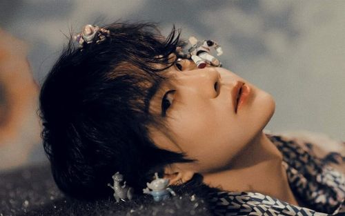 Vương Nhất Bác bỗng được khen ngợi hậu lùm xùm 'mù chữ'