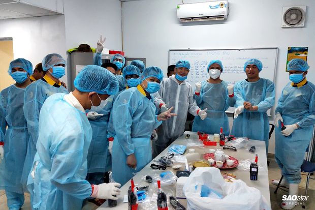 Những người thầm lặng sau chuyến bay đón kiều bào từ tâm dịch COVID-19: Tụt huyết áp, tình nguyện xa con để nhận nhiệm vụ Ảnh 34