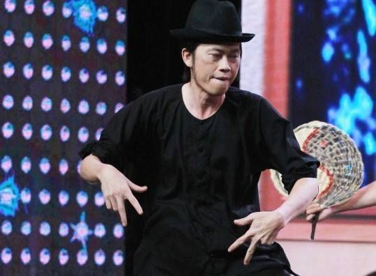 Hoài Linh đọc rap điêu luyện hạ gục ông chủ Chí Tài