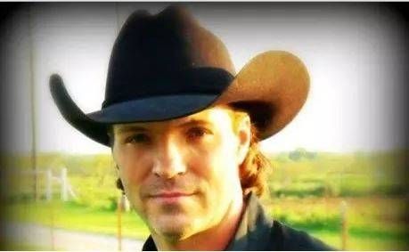 Ngôi sao nhạc đồng quê Daron Norwood bất ngờ qua đời