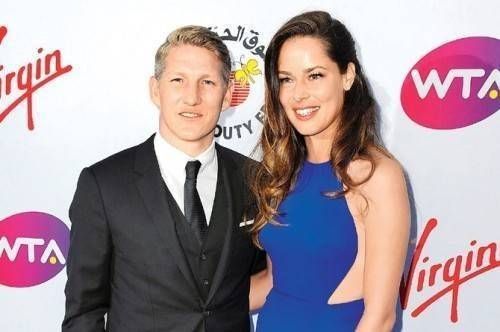 Tuyển thủ Schweinsteiger chuẩn bị rước nàng về dinh