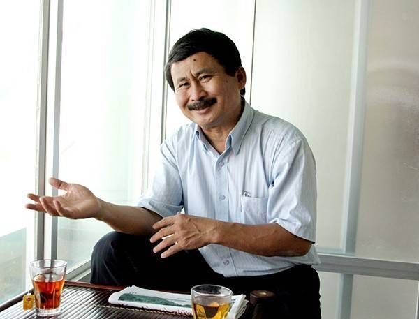 'Nếu học đi trên thủy tinh có thể chảy máu, thì học bơi cũng có thể chết đuối vậy'