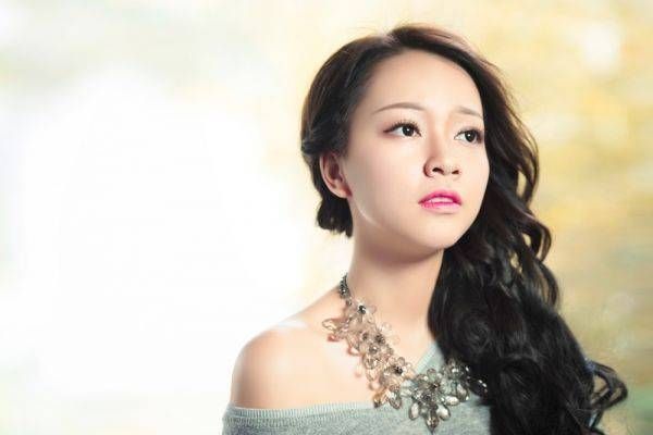 Băng Di và Trang Pháp đau khổ khi vướng tình tay ba