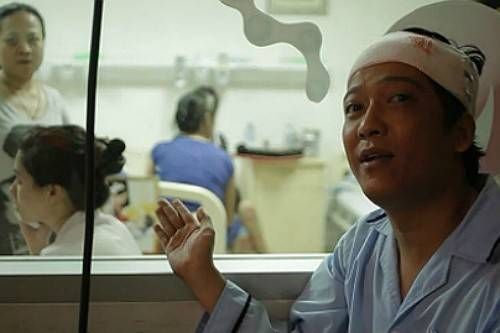 Trường Giang quậy tưng trên phim trường ’49 ngày’