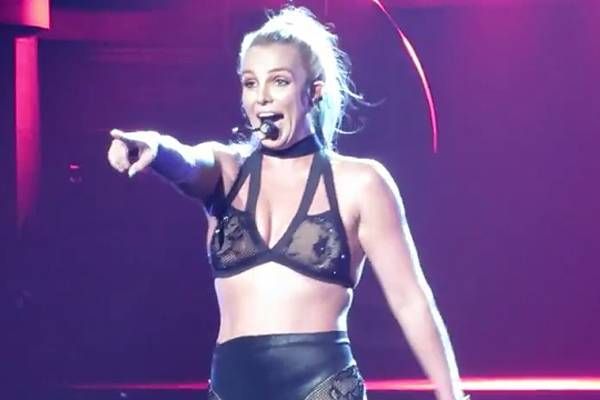 Britney Spears ngày càng ác cảm với đàn ông?