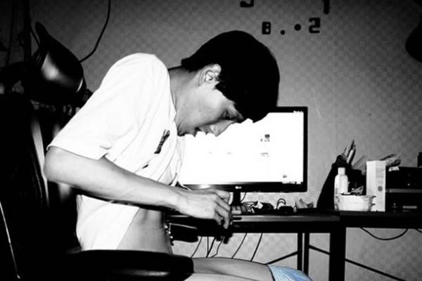 Rapper Hàn bị chỉ trích vì đăng ảnh tự chụp phần nhạy cảm