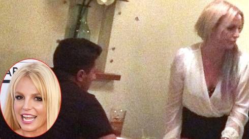 Britney Spears hẹn hò bồ cũ của Lindsay Lohan