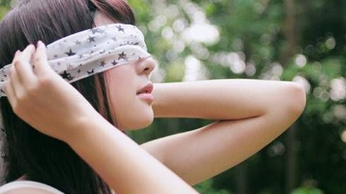 Bạn có cảm giác bất an trong tình yêu không?