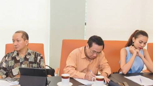 ‘Cần công nhận người mẫu là một ngành nghề’