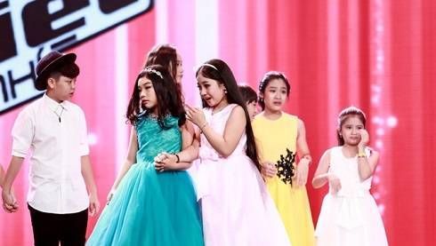 'Công chúa tóc mây' Hồng Minh tiến thẳng vào top 12 'Giọng hát Việt nhí'