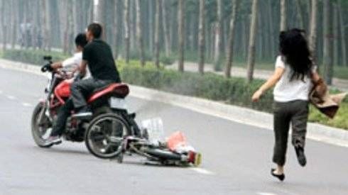 Hãi hùng trước những vụ cướp dàn cảnh như trong phim