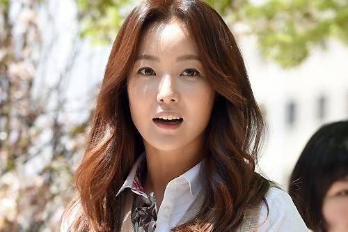 Kim Hee Sun nhận cát-xê 66 tỷ đồng vào vai nữ thần