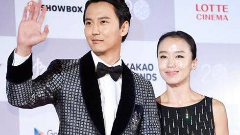 Jeon Do Yeon lên ngôi 'nữ hoàng' tại LHP Quốc tế Busan 2015