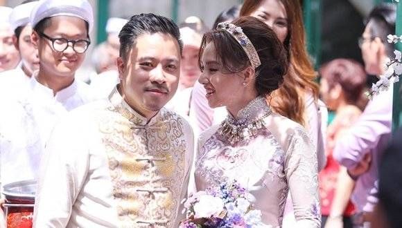 Victor Vũ - Đinh Ngọc Diệp bất ngờ tổ chức đám hỏi