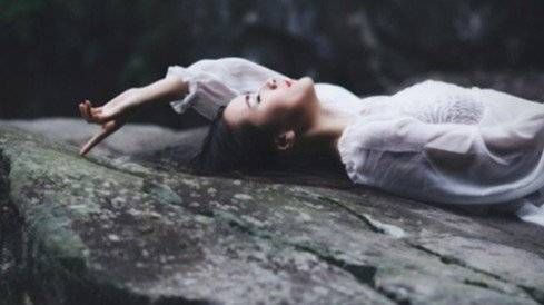 Top 5 cung hoàng đạo thích kiểu mập mờ trong tình yêu