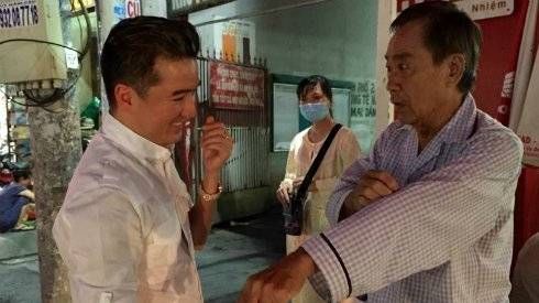 Mr. Đàm lặn lội đến thăm và giúp đỡ nhạc sĩ Tô Thanh Tùng