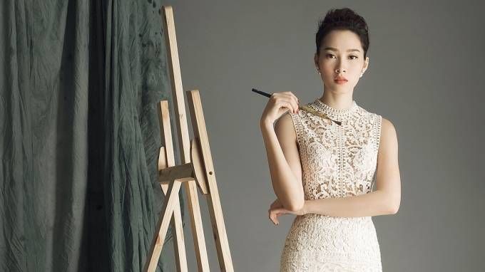 Hoa hậu Đặng Thu Thảo đẹp xuất thần trong bộ ảnh mới