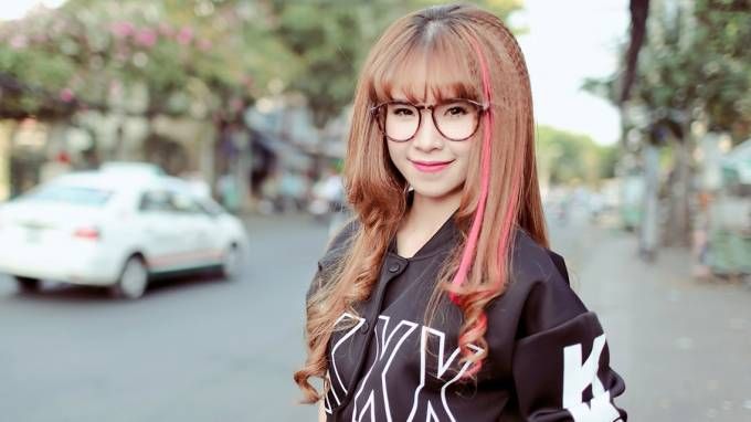 Fan Khởi My, Đông Nhi hối hả chạy đua bình chọn cho thần tượng