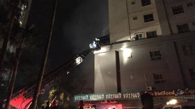 Cháy khu đô thị Xa La: Hàng nghìn người la ó cầu cứu