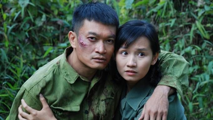 Lã Thanh Huyền kiệt sức ngất trên trường quay 'Người trở về'