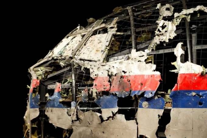 Xác định tên lửa BUK bắn hạ MH17, nhưng thủ phạm thực sự là ai?