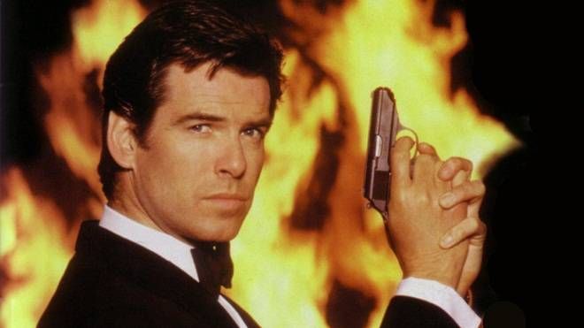 Pierce Brosnan - Một lần làm Bond, cả đời là Bond