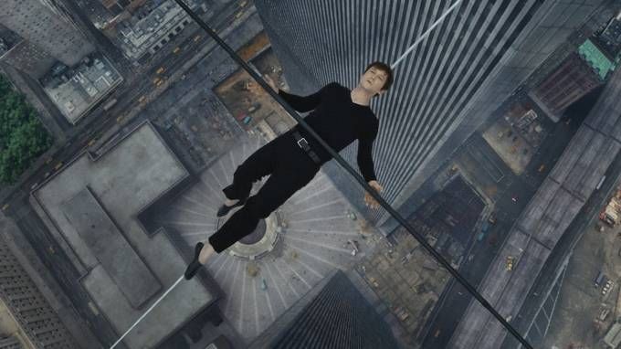 Joseph Gordon-Levitt tái hiện hình ảnh nghệ sĩ đi dây huyền thoại