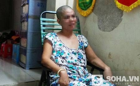 Vợ bị chồng chở nhân tình gây tai nạn: Xuống tóc để cầu công bằng