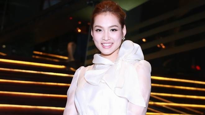 Vương Thu Phương: 'Sàn diễn còn nhiều thứ đáng để tôi níu kéo'