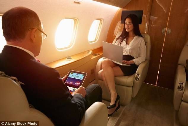 Làm giúp việc cho gia đình siêu giàu 'sướng' như trong phim James Bond!