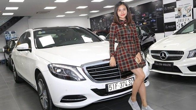Vân Trang hào hứng tậu xế sang 4 tỷ đồng