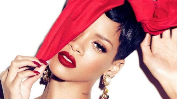 Rihanna gây phản tác dụng khi để fan chờ đợi album mới quá lâu?