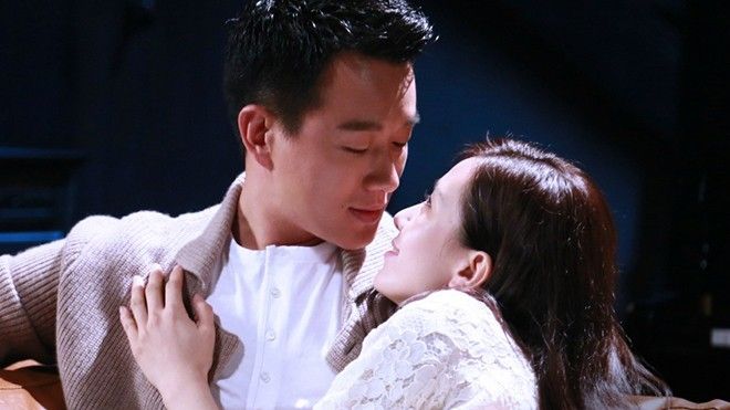 Lưu Thi Thi tình tứ bên Đồng Đại Vĩ trong phim mới