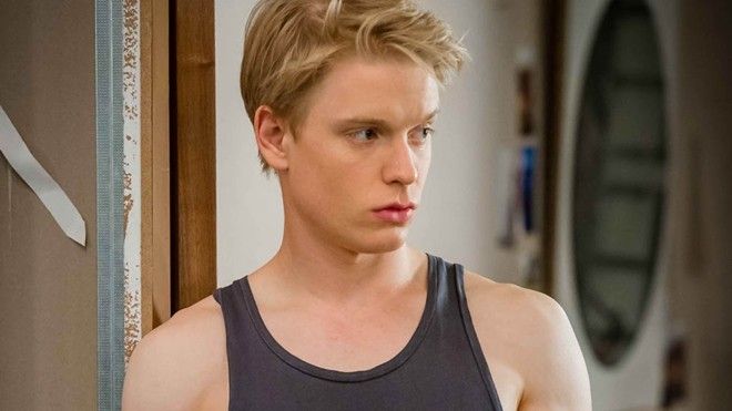 Phát cuồng vì chàng quý tộc điển trai của 'Victor Frankenstein'