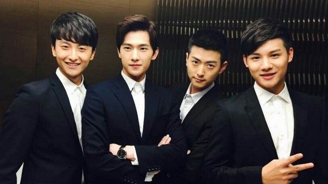 Lật hồ sơ 4 nam thần 'Yêu em từ cái nhìn đầu tiên'